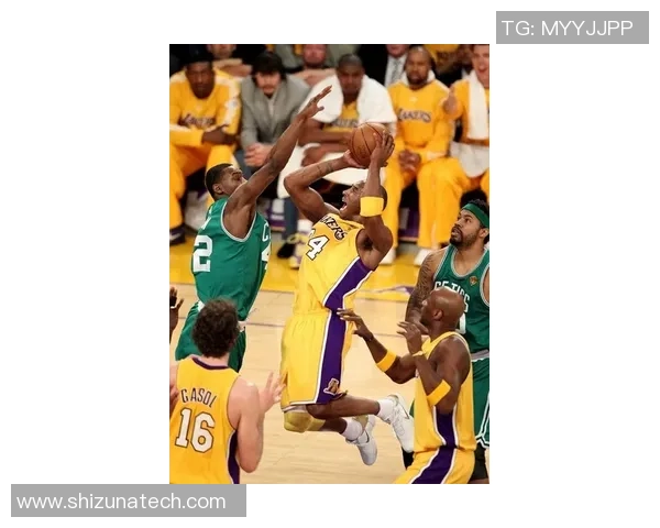 湖人对阵篮网比赛精彩回顾及最终比分分析10月10日赛事亮点